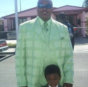 Meet your Posher, Victor